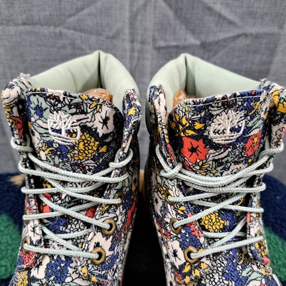 Timberland Womens 6 inch Premium floral boots Size 7 - Picture 7 of 15